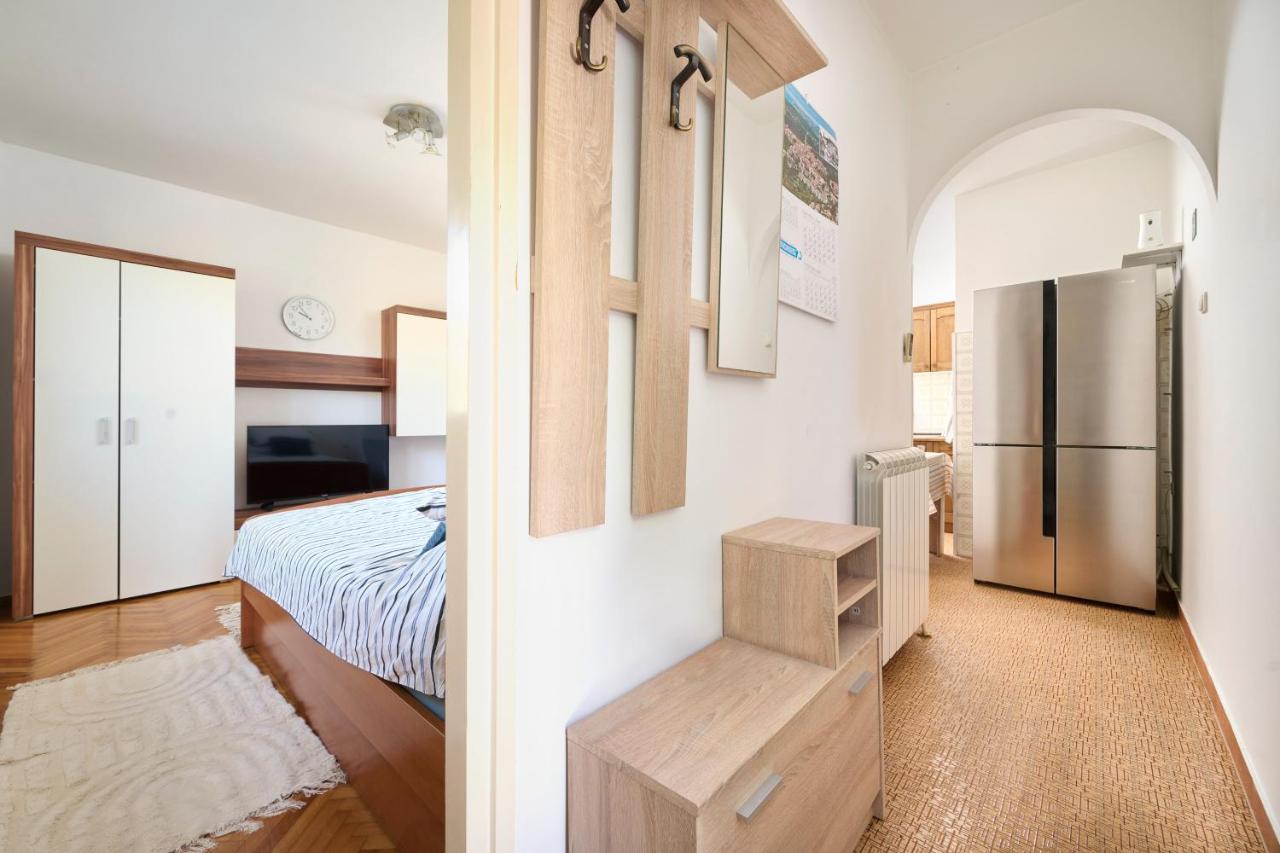 App Forza Apartment Umag Exterior photo