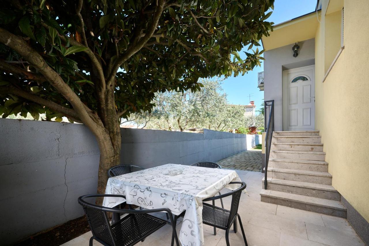 App Forza Apartment Umag Exterior photo