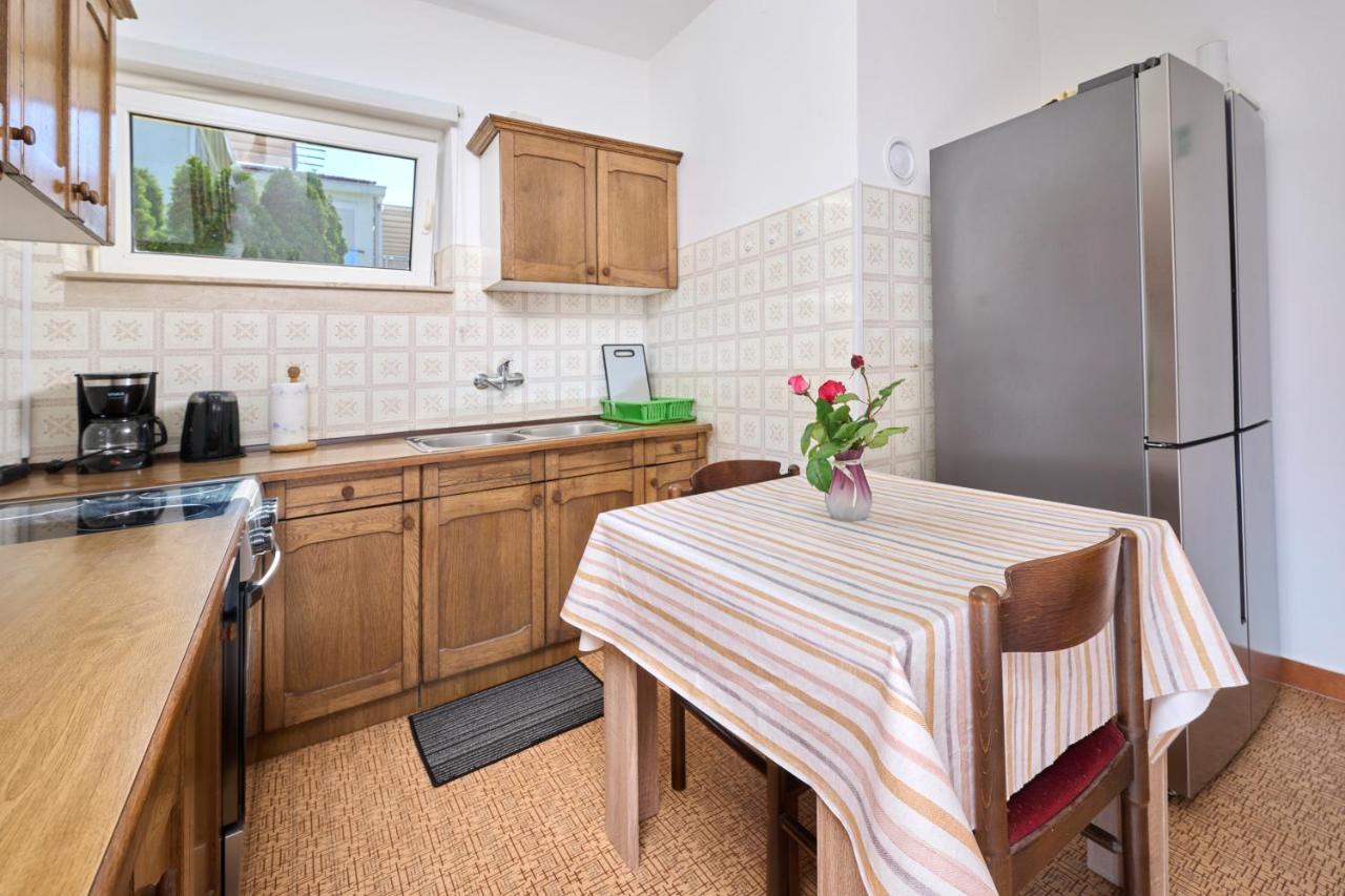 App Forza Apartment Umag Exterior photo
